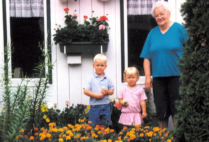 Marie Marieke en Peter 1994.jpg
